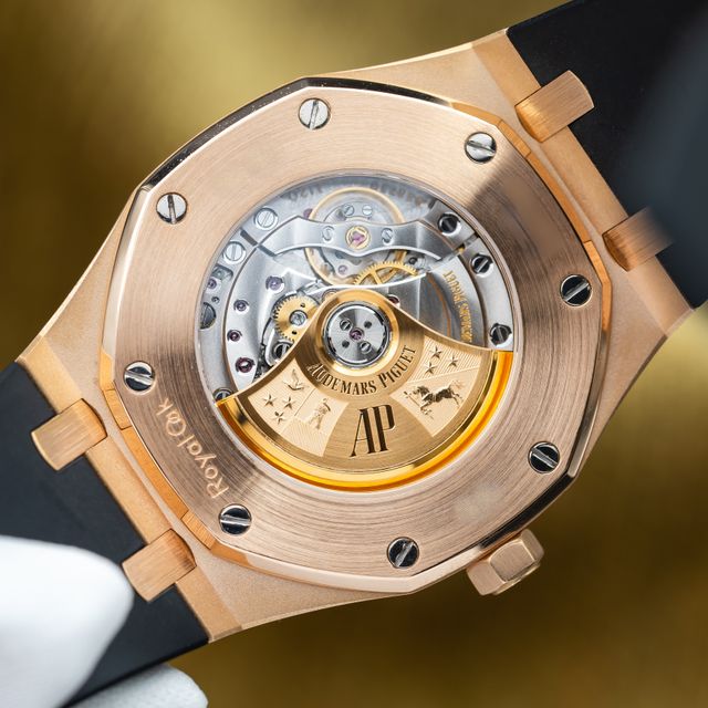 Audemars Piguet Royal Oak 15400OR.OO.D088CR.01 Image 4